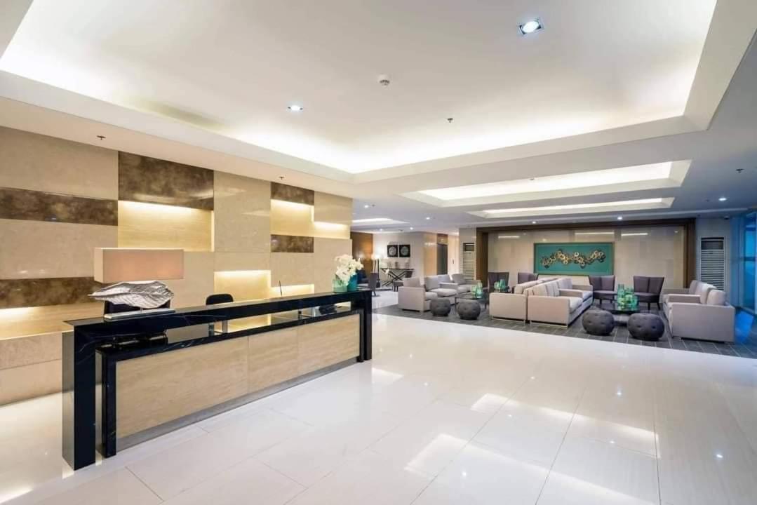 Coast Stay By J 40Th Floor Penthouse Manila Exterior photo